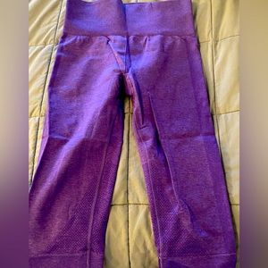 Lululemon free to flow seamless cropped leggings